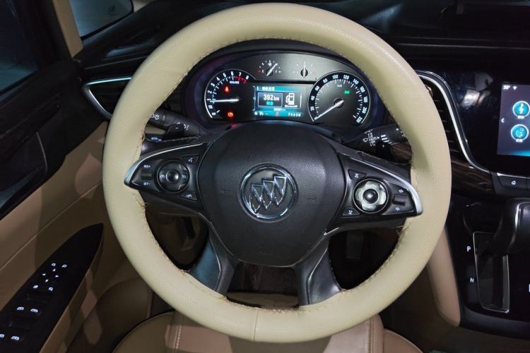 Used Buick GL8 2017 ES 28T Luxury Model China V Standard Steering Wheel