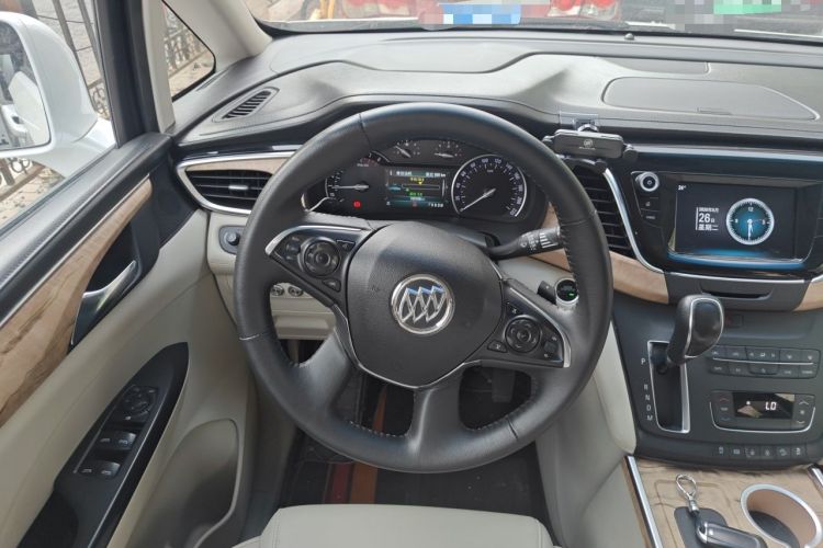 Used Buick GL8 2017 ES 28T Comfort Model China V Standard Steering Wheel