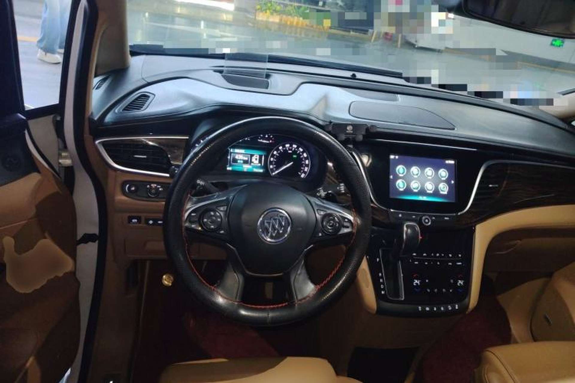 Used Buick GL8 2017 ES 28T Flagship Model China V Standard Steering Wheel