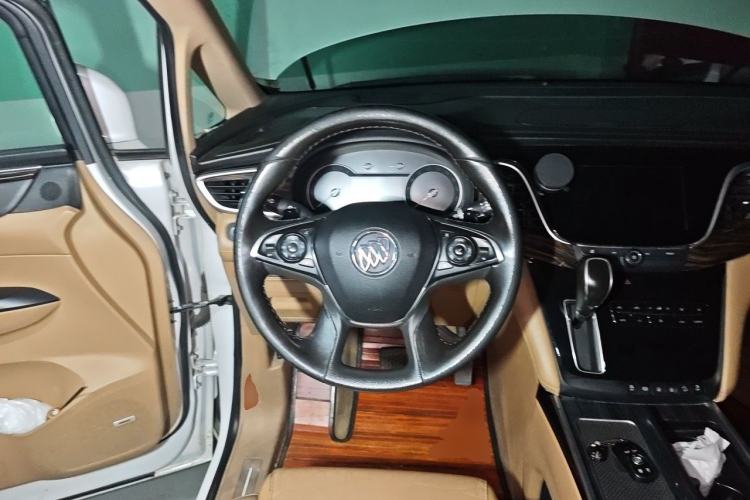 Used Buick GL8 2017 ES 28T Flagship Model China V Standard Steering Wheel