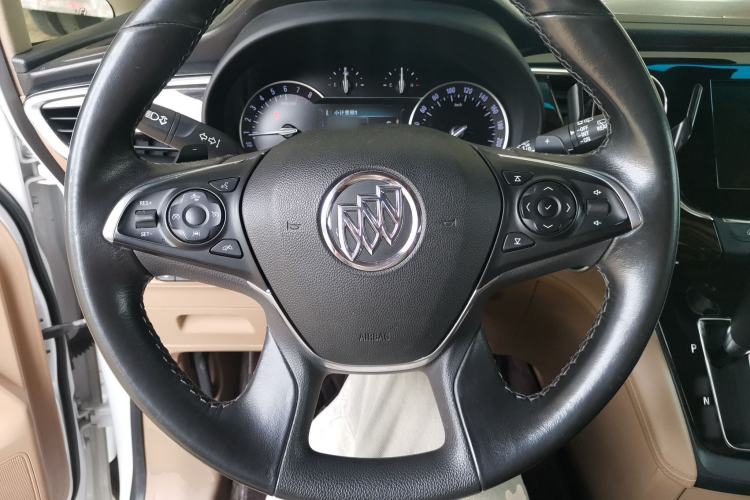 Used Buick GL8 2017 ES 28T Flagship Model China V Standard Steering Wheel