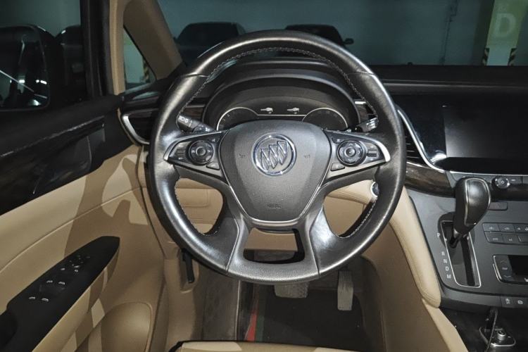 Used Buick GL8 2017 ES 28T Premium Version China V Standard Steering Wheel