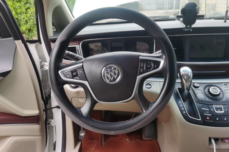 Used Buick GL8 2017 25S Luxury Version China V Standard Steering Wheel