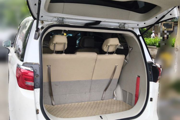 Used Buick GL8 2017 ES 28T Comfort Model China V Standard Trunk