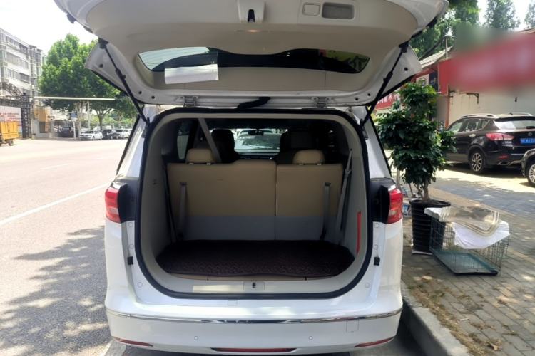 Used Buick GL8 2017 ES 28T Comfort Model China V Standard Trunk