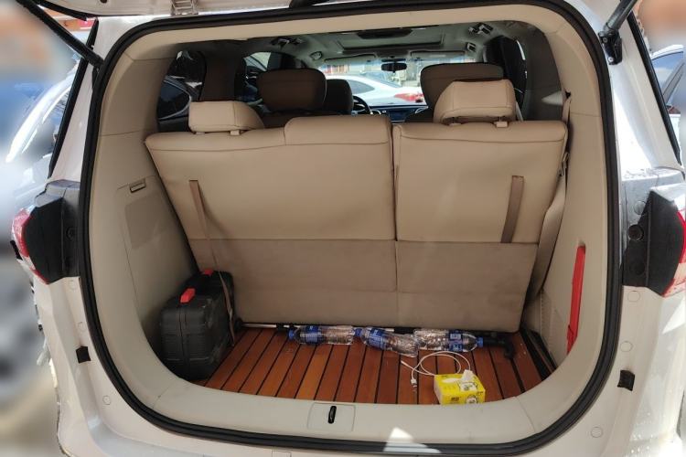 Used Buick GL8 2017 ES 28T Comfort Model China V Standard Trunk