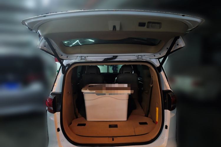 Used Buick GL8 2017 ES 28T Flagship Model China V Standard Trunk