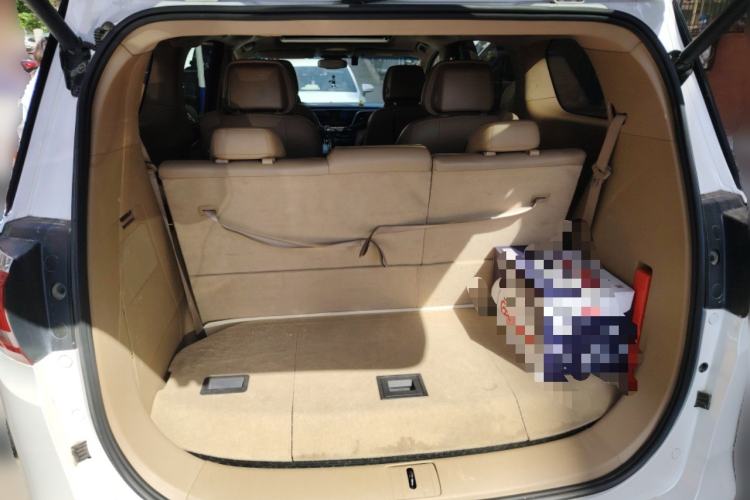 Used Buick GL8 2017 ES 28T Luxury Model China V Standard Trunk