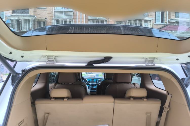 Used Buick GL8 2017 ES 28T Luxury Model China V Standard Trunk