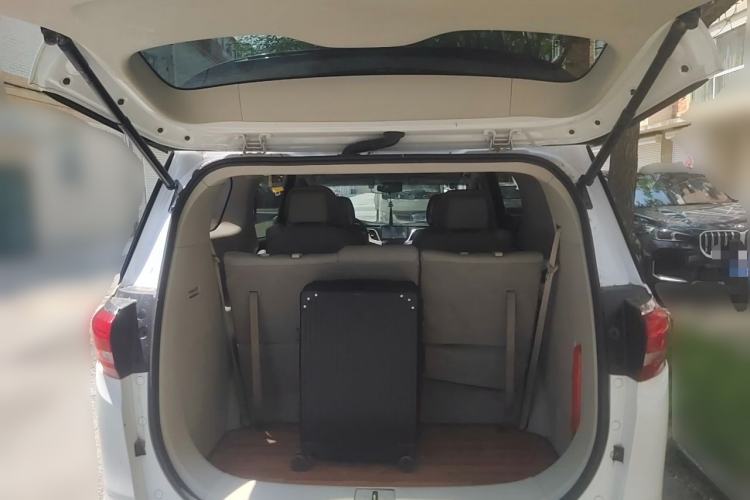 Used Buick GL8 2017 ES 28T Comfort Model China V Standard Trunk