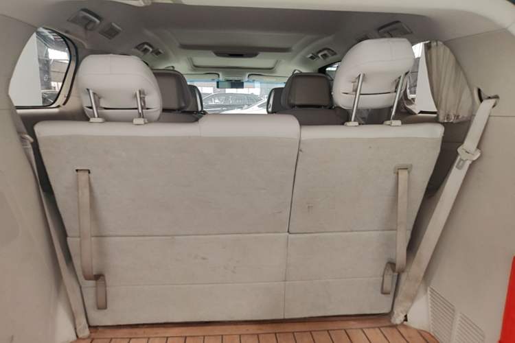 Used Buick GL8 2017 ES 28T Comfort Model China V Standard Trunk