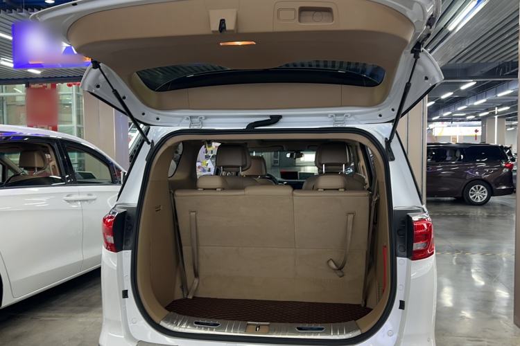Used Buick GL8 2017 ES 28T Premium Version China V Standard Trunk