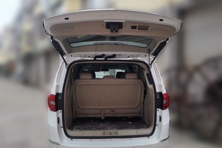 Used Buick GL8 2017 25S Prestige Version China V Standard Trunk
