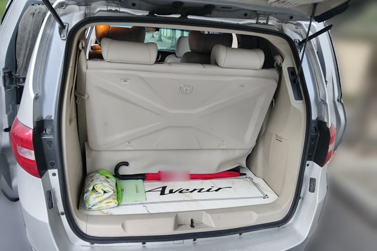 Used Buick GL8 2017 25S Prestige Version China V Standard Trunk