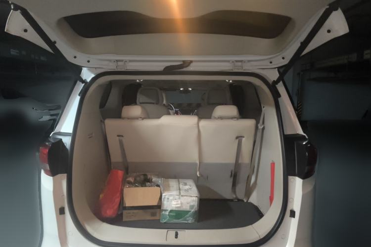 Used Buick GL8 2017 ES 28T Comfort Model China V Standard Trunk