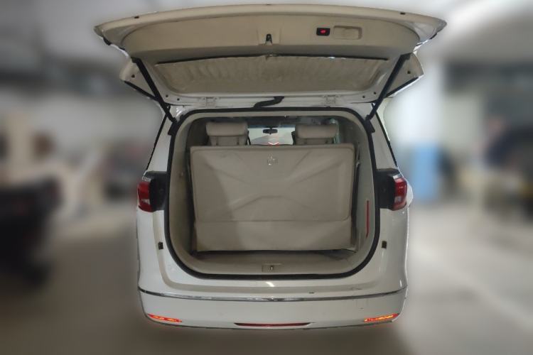 Used Buick GL8 2017 ES 28T Comfort Model China V Standard Trunk