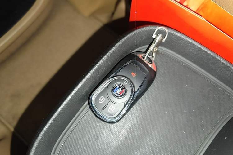 Used Buick GL8 2017 ES 28T Premium Version China V Standard Vehicle Key