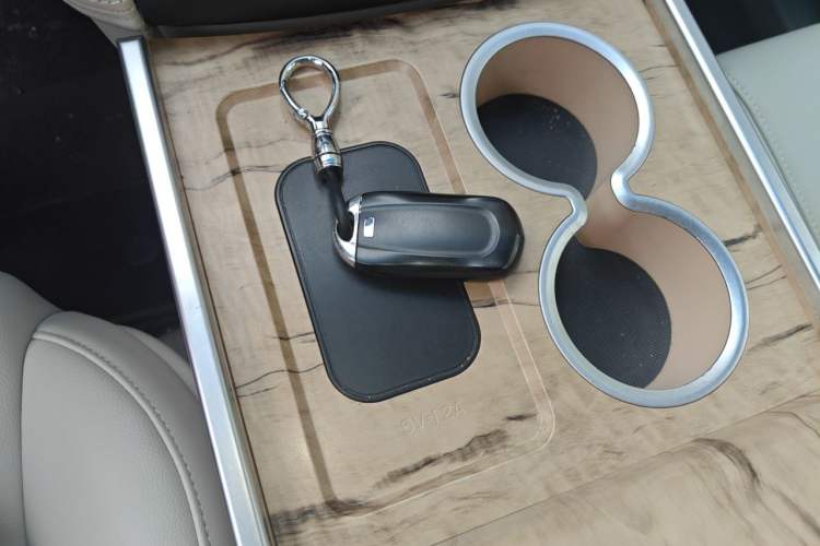 Used Buick GL8 2017 ES 28T Comfort Model China V Standard Vehicle Key