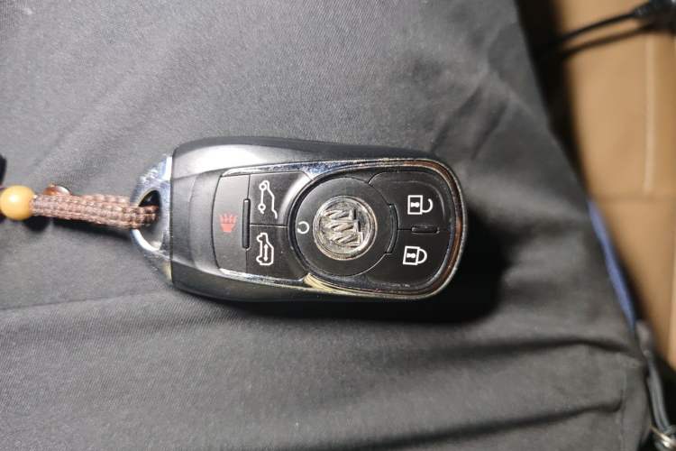 Used Buick GL8 2017 ES 28T Flagship Model China V Standard Vehicle Key