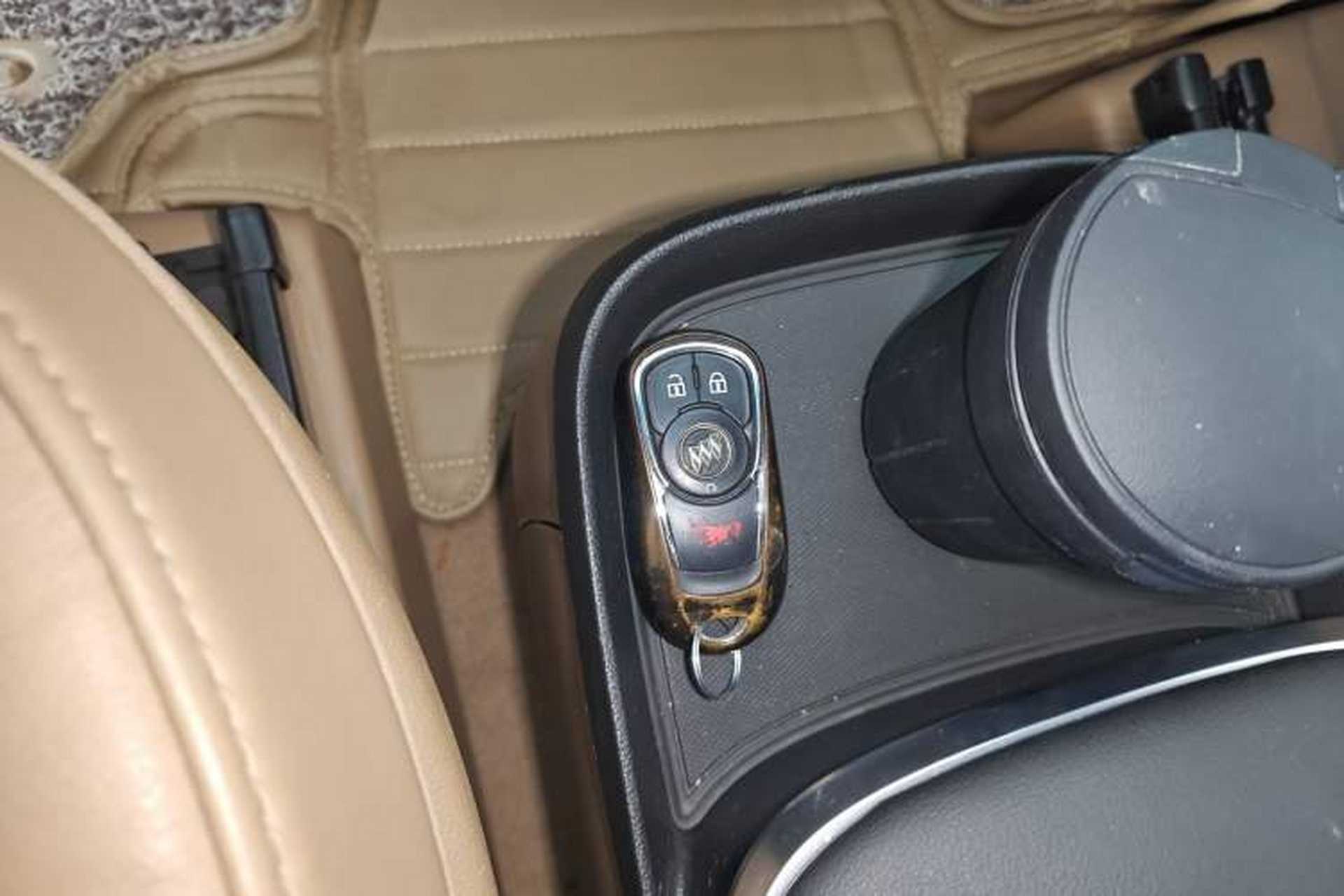 Used Buick GL8 2017 ES 28T Premium Version China V Standard Vehicle Key