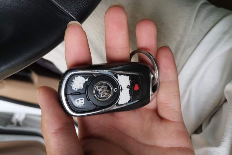Used Buick GL8 2017 ES 28T Flagship Model China V Standard Vehicle Key