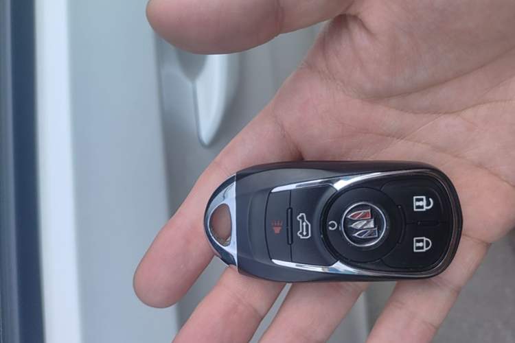 Used Buick GL8 2017 ES 28T Premium Version China V Standard Vehicle Key