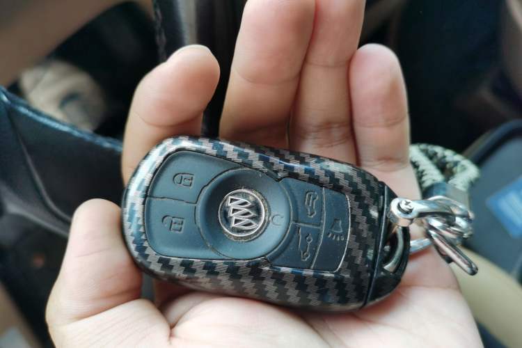Used Buick GL8 2017 ES 28T Flagship Model China V Standard Vehicle Key