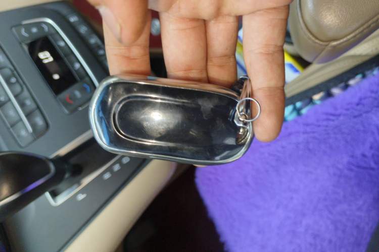 Used Buick GL8 2017 ES 28T Premium Version China V Standard Vehicle Key