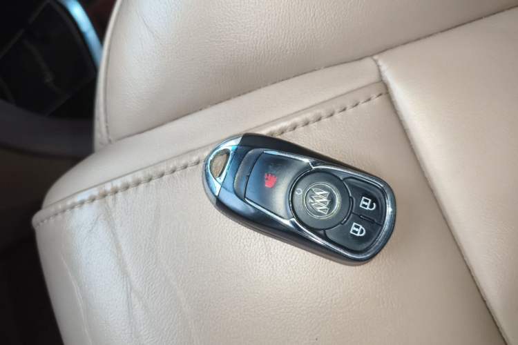 Used Buick GL8 2017 ES 28T Premium Version China V Standard Vehicle Key