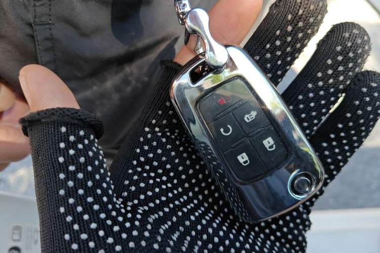 Used Buick GL8 2017 25S Prestige Version China V Standard Vehicle Key
