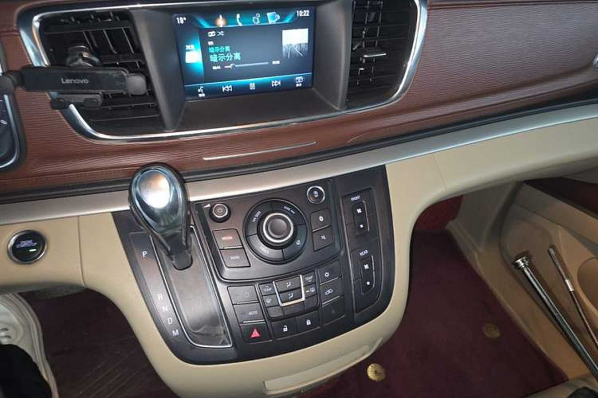 Used Buick GL8 2017 25S Luxury Version China V Standard Audio And AC Panel
