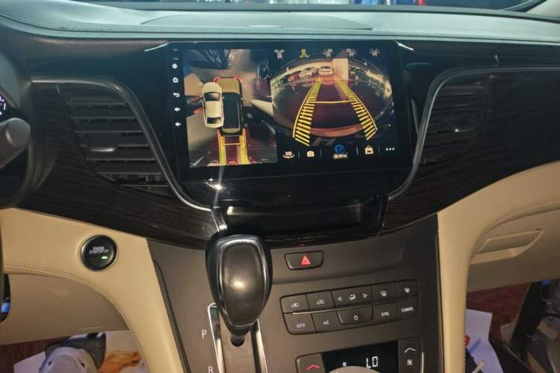Used Buick GL8 2017 ES 28T Comfort Model China V Standard Audio And AC Panel