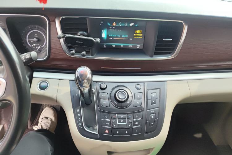 Used Buick GL8 2017 25S Prestige Version China V Standard Audio And AC Panel