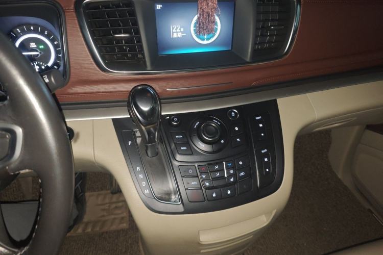 Used Buick GL8 2017 25S Prestige Version China V Standard Audio And AC Panel