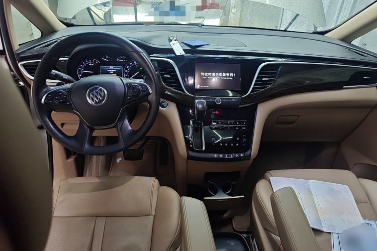 Used Buick GL8 2017 ES 28T Flagship Model China V Standard Center Console