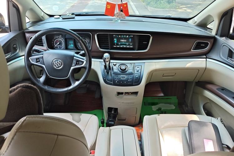 Used Buick GL8 2017 25S Luxury Version China V Standard Center Console