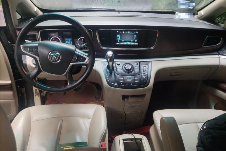 Used Buick GL8 2017 25S Luxury Version China V Standard Center Console