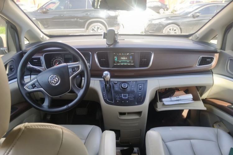 Used Buick GL8 2017 25S Comfort Version China V Standard Center Console