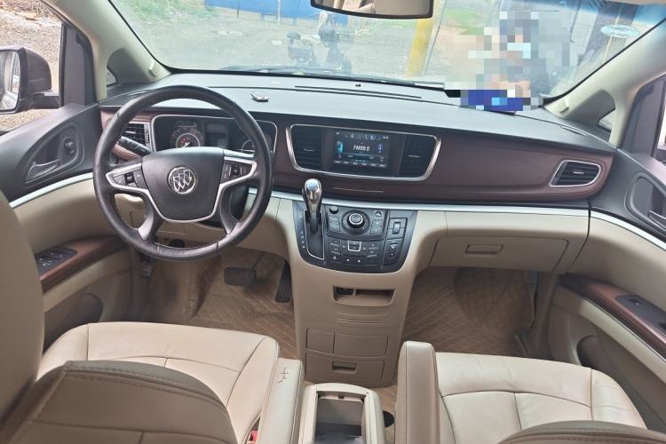 Used Buick GL8 2017 25S Luxury Version China V Standard Center Console