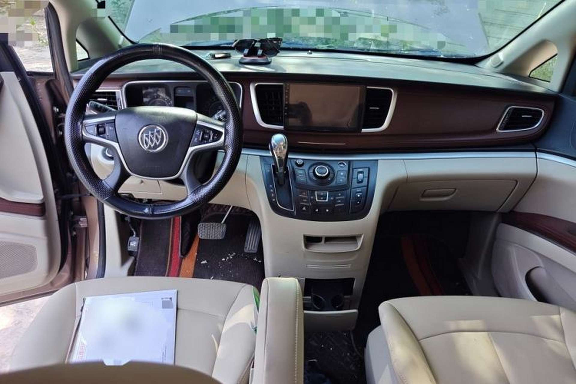 Used Buick GL8 2017 25S Comfort Version China V Standard Center Console