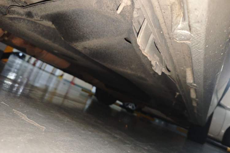 Used Buick GL8 2017 ES 28T Flagship Model China V Standard Chassis Front Left