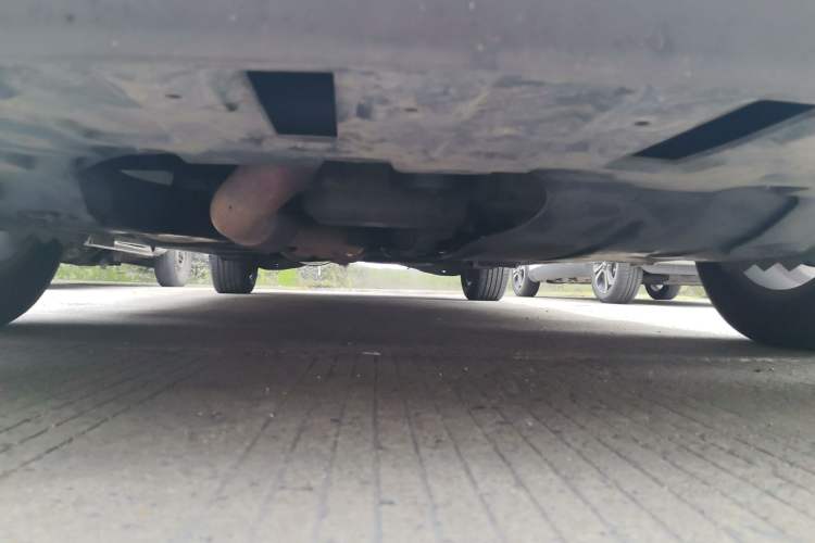 Used Buick GL8 2017 ES 28T Premium Version China V Standard Chassis Front