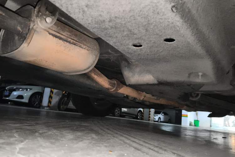 Used Buick GL8 2017 25S Comfort Version China V Standard Chassis Front Right
