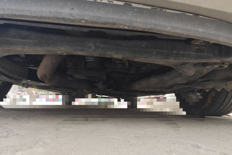 Used Buick GL8 2017 ES 28T Comfort Model China V Standard Chassis Front