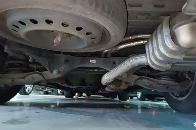 Used Buick GL8 2017 ES 28T Luxury Model China V Standard Chassis Rear