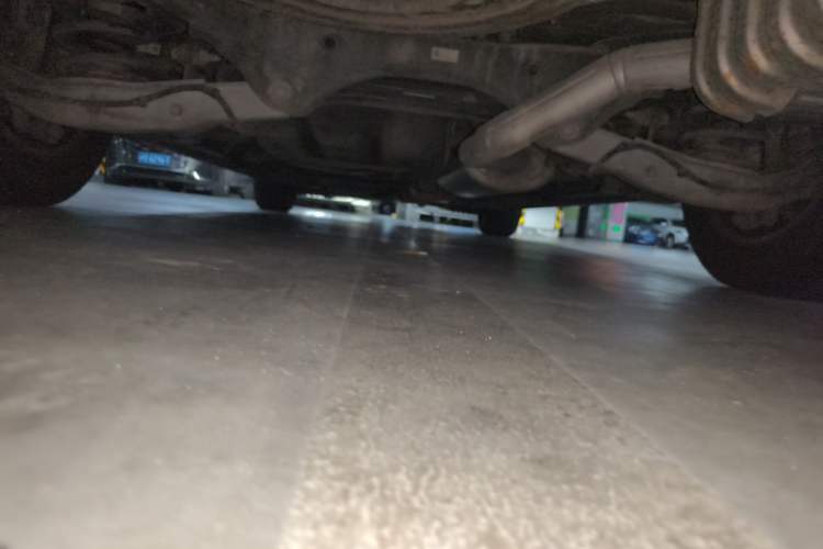 Used Buick GL8 2017 ES 28T Flagship Model China V Standard Chassis Rear
