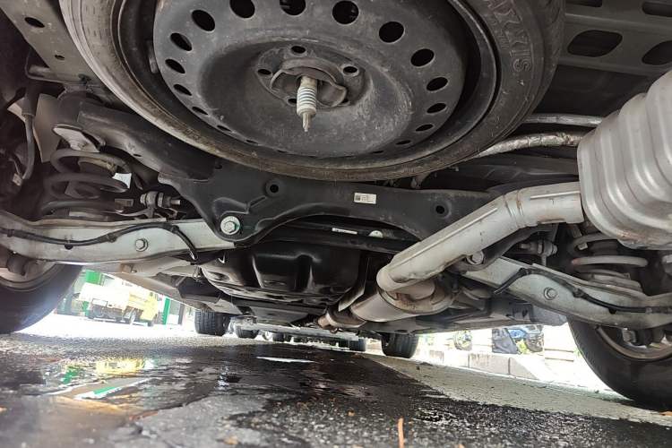 Used Buick GL8 2017 ES 28T Flagship Model China V Standard Chassis Rear