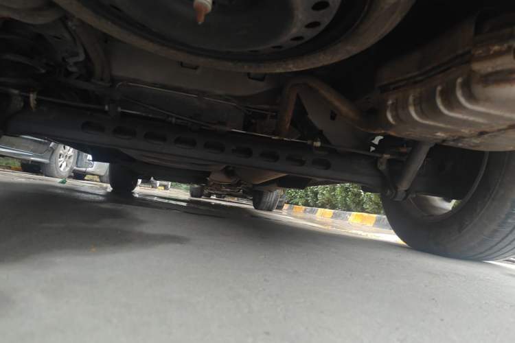Used Buick GL8 2017 25S Comfort Version China V Standard Chassis Rear