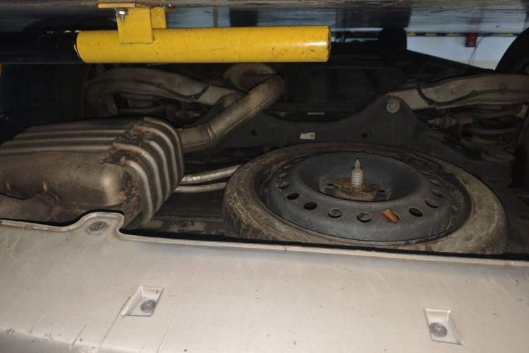Used Buick GL8 2017 ES 28T Flagship Model China V Standard Chassis Rear
