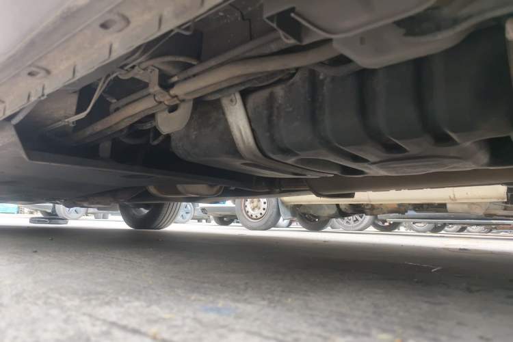 Used Buick GL8 2017 25S Luxury Version China V Standard Chassis Rear Left